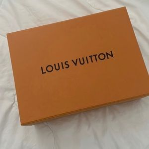 LV BOX